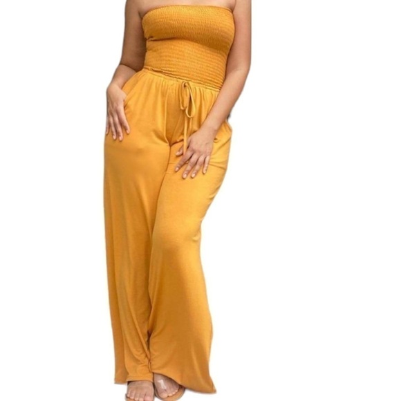 Zenana Outfitters Pants - Tube jumpsuit. Wide leg. Dark Mustard. Small